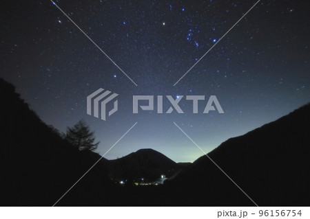 奥日光金精峠の絶景星空／栃木県日光市湯元 96156754