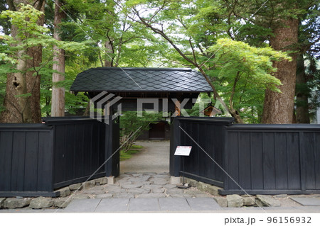 角館の町並み(小京都)田宮旧武家屋敷通りの風景(旧小田野家住宅) 角館の町並み(小京都)田宮旧武家屋敷通りの風景(旧小田野家住宅) 96156932