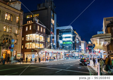 京都　四条河原町　夜景 96160840