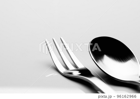 スプーンとフォーク 96162966
