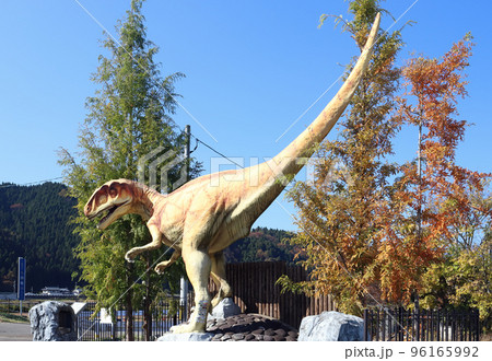 越前勝山 まちなか恐竜 フクイラプトル（福井県 勝山市） 96165992