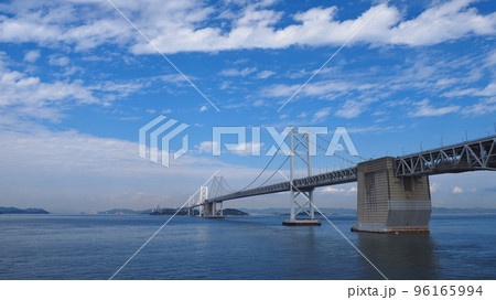 晴天の瀬戸大橋の絶景写真 96165994