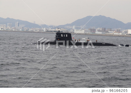 神戸港で就役直後の海上自衛隊の潜水艦たいげい 神戸港で就役直後の海上自衛隊の潜水艦たいげい 96166205