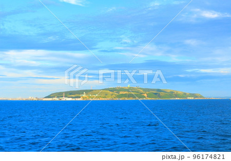 北海道紀行　稚内行きフェリーの船上から　礼文島 96174821