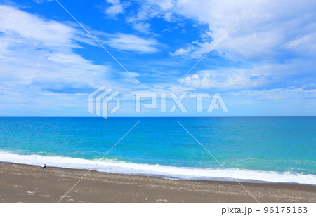 北海道紀行　オホーツク海の海岸と慰霊碑　さるふつ公園 96175163