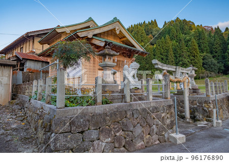山田神社　鳥取県西伯郡伯耆町栃原 96176890