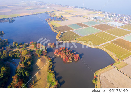 ドローン撮影|紅葉が美しくキャンプもできる曽根沼公園|滋賀県彦根市 ドローン撮影|紅葉が美しくキャンプもできる曽根沼公園|滋賀県彦根市 96178140