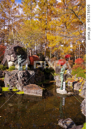 蓼科 聖光寺の紅葉 蓼科 聖光寺の紅葉 96178606