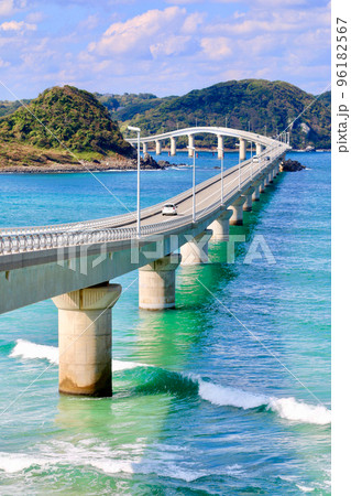 角島大橋・つのしまおおはし(山口県・下関市) 角島大橋・つのしまおおはし(山口県・下関市) 96182567