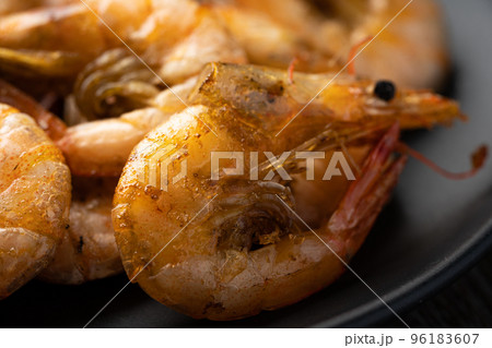 芝エビの素揚げ 96183607