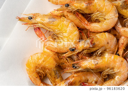 芝エビの素揚げ 芝エビの素揚げ 96183620