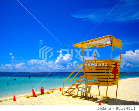 サイパン・マニャガハ島のビーチと監視塔 96184911