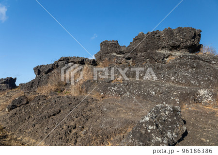 野辺山高原 平沢峠の獅子岩 野辺山高原 平沢峠の獅子岩 96186386