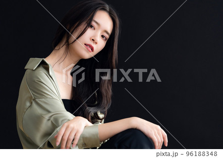女性 ビューティー 美容 スキンケア 女性 ビューティー 美容 スキンケア 96188348