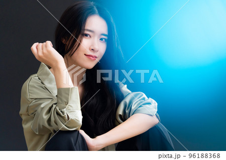 女性 ビューティー 美容 スキンケア 女性 ビューティー 美容 スキンケア 96188368