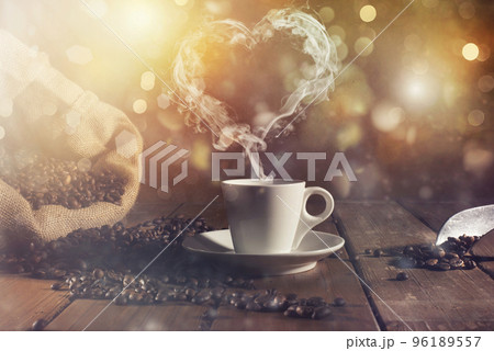 Coffee cup with a smoke shaped as an hearth Coffee cup with a smoke shaped as an hearth 96189557