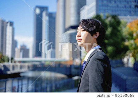 ビジネス　男性　リクルート 96190068