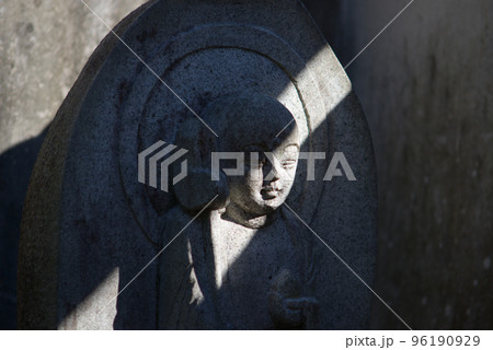 東福寺　塔頭の石仏　京都市東山区 96190929