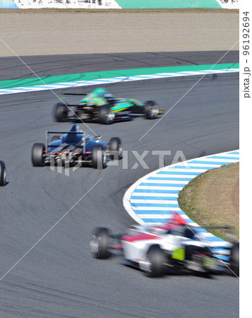 フォーミュラカー　レース　サーキット 96192694