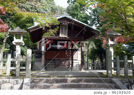 竹中稲荷神社　本殿　京都市左京区吉田 96193920
