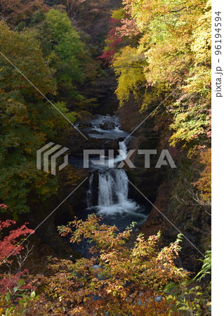 東北 宮城県 仙台市の作並温泉・鳳鳴四十八滝・ニッカウヰスキー宮城峡蒸留所 東北 宮城県 仙台市の作並温泉・鳳鳴四十八滝・ニッカウヰスキー宮城峡蒸留所 96194594
