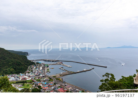 北海道　羅臼　北方領土　国後島 96197137