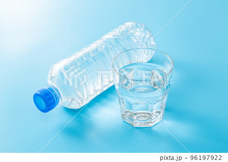 ミネラルウォーター ブルーバック ミネラルウォーター ブルーバック 96197922