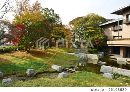 茨城県近代美術館 96198629