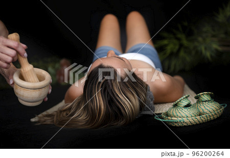 woman and energy healing woman and energy healing 96200264