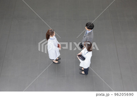 立ちミーティング 医者 MR 立ちミーティング 医者 MR 96205690