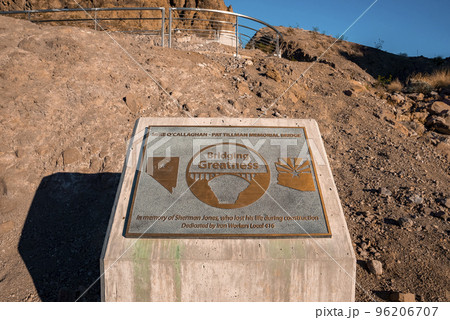 Hoover Dam, USA, September 16,2022. Bronze Plaque With Bridging Greatness Text At Mike O'Callaghan - Pat Tillman Memorial Bridge At Hoover Dam During Sunny Day 96206707