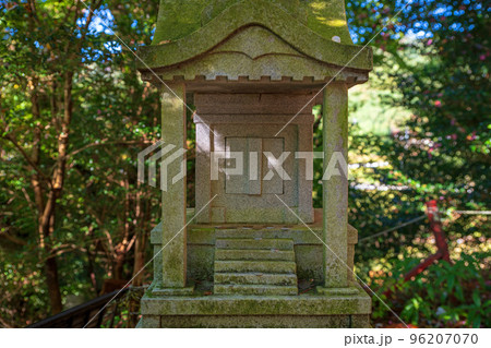貴船神社　境内　祠　わたらせ渓谷鉄道沿線　秋の季節　 96207070
