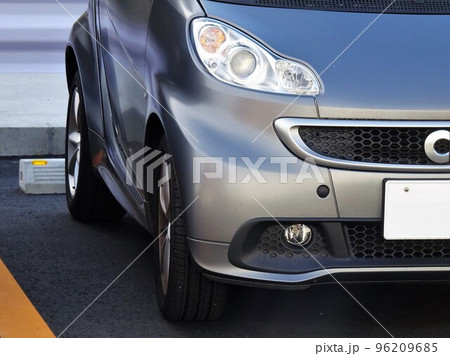 輸入車イメージ 2代目フォーツーのフロントマスク 輸入車イメージ 2代目フォーツーのフロントマスク 96209685