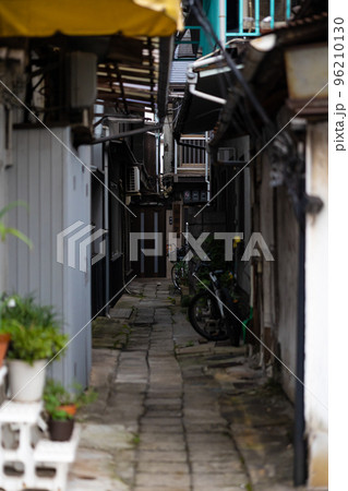 EOSR6.広島呉市、呉細路地。 EOSR6.広島呉市、呉細路地。 96210130