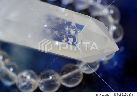 六角水晶とアイリスクオーツ　パワーストーン 96212635