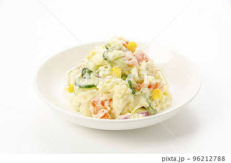 美味しそうなポテトサラダ 96212788