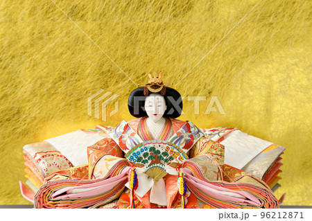 雛人形｜背景金色 96212871