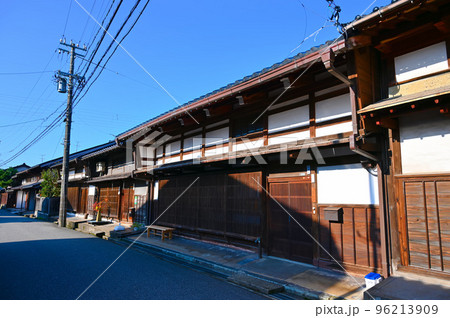 吉久町 千本格子の町並み 高岡市 吉久町 千本格子の町並み 高岡市 96213909