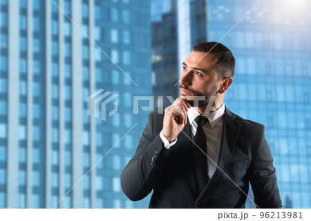 Businessman thinks new strategies to grow up the company Businessman thinks new strategies to grow up the company 96213981