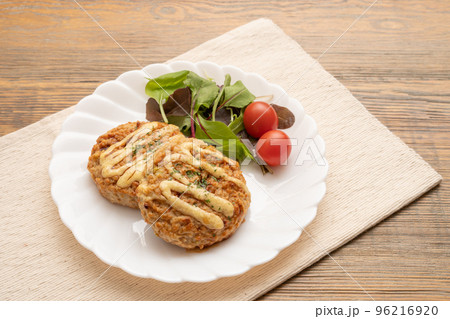 豆腐ハンバーグ（洋風） 96216920