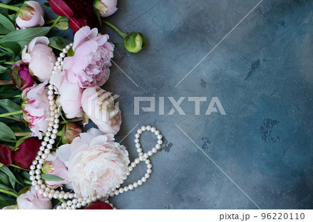 Fresh peonies flowers Fresh peonies flowers 96220110