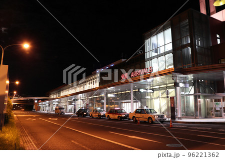 ［NGS／RJFU］夜の長崎空港（Nagasaki Airport） 96221362