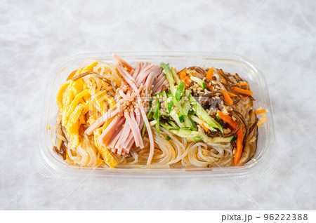 中華前菜　リャンパンサンスー 96222388