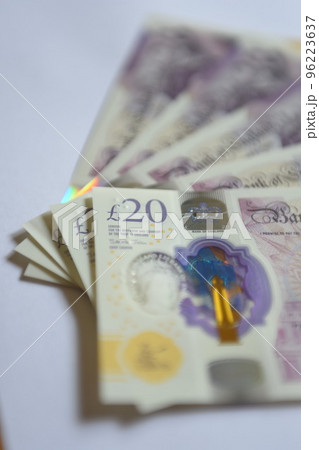 イギリス、20ポンド新紙幣 96223637