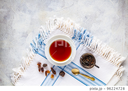 Cup of hot black tea 96224728