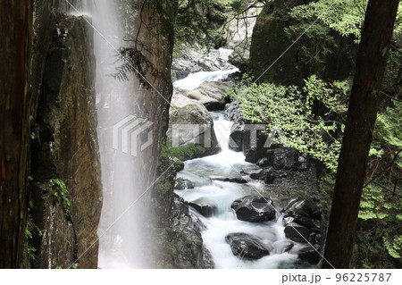 付知峡 岐阜県中津川 付知峡 岐阜県中津川 96225787