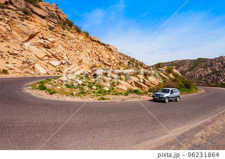 Mountain road between Samarkand and Shahrisabz Mountain road between Samarkand and Shahrisabz 96231864