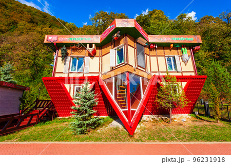 Upside Down, Flipped House in Sochi Upside Down, Flipped House in Sochi 96231918