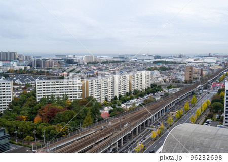 新浦安駅 周辺の街並み　俯瞰 遠景（2022年11月） 96232698