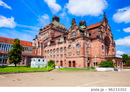 Nuremberg Staatstheater Theatre or Opera House 96233302